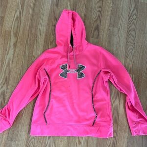Women’s Under Armor sweatshirt